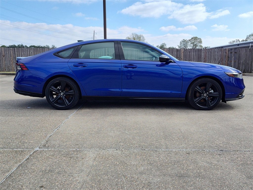 Used 2024 Honda Accord Sport image 12