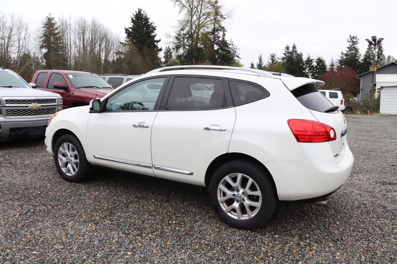 Used 2013 Nissan Rogue SL image 3