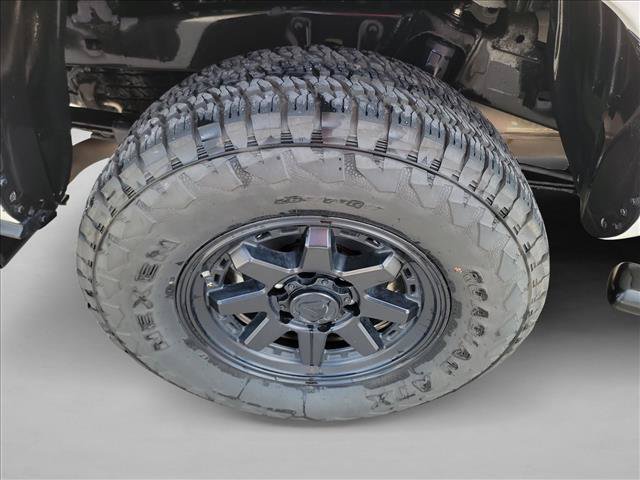 Used 2023 Toyota Tacoma SR AWD/4WD image 11