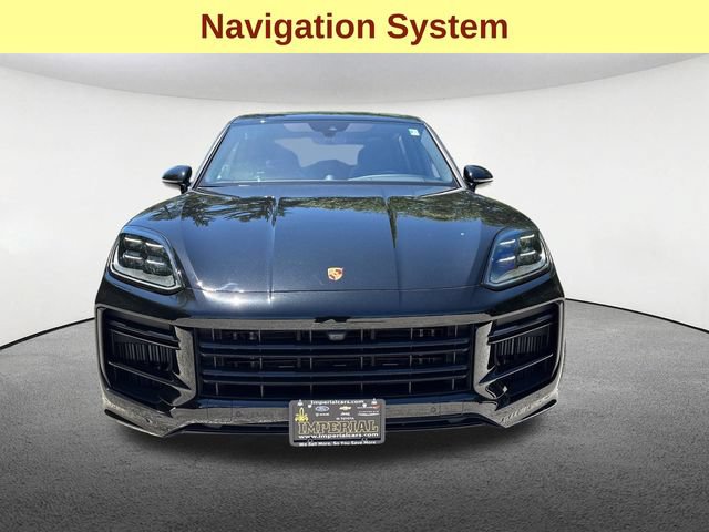 Used 2024 Porsche Cayenne Turbo AWD/4WD image 4