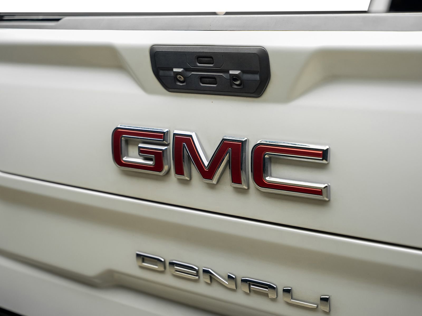 Used 2020 GMC Sierra 1500 Denali w/ Denali Ultimate Package image 19