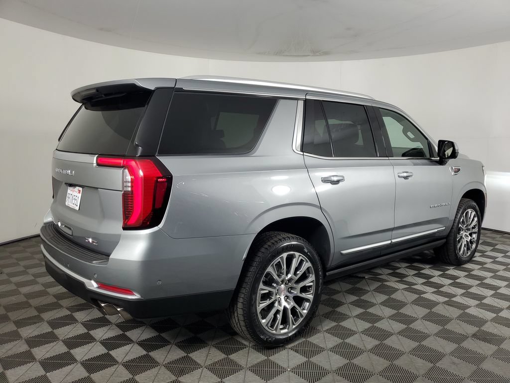 Certified 2025 GMC Yukon Denali w/ Denali Reserve Package AWD/4WD image 4