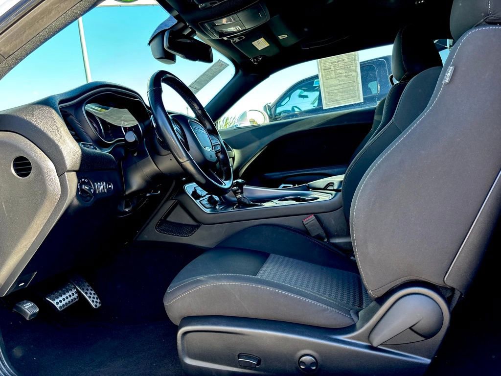 Used 2022 Dodge Challenger R/T image 11