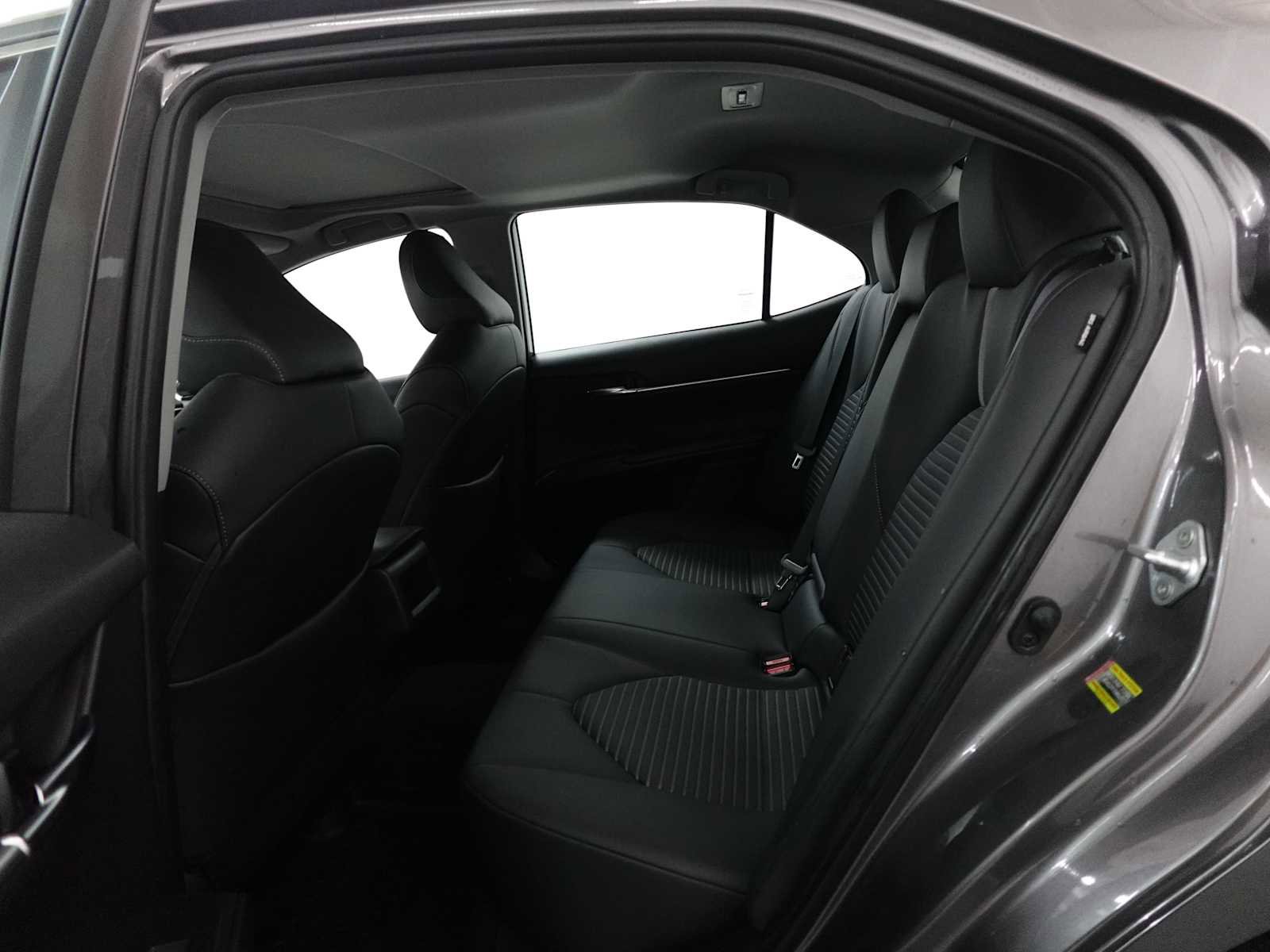 Used 2023 Toyota Camry SE w/ Cold Weather Package AWD/4WD image 26