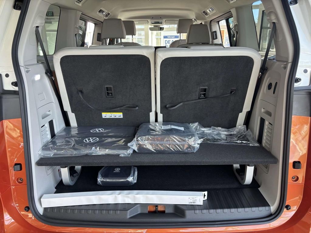 New 2025 Volkswagen ID. Buzz Pro S Plus image 8