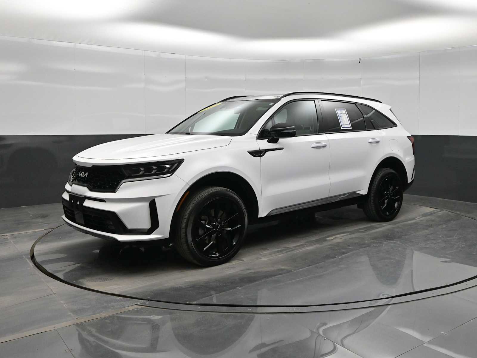 Used 2023 Kia Sorento SX AWD/4WD image 4