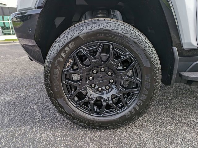 New 2026 GMC Hummer EV SUV AWD/4WD image 15