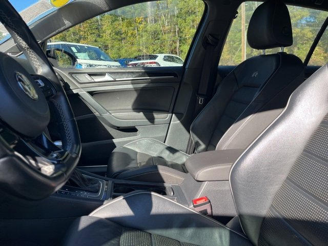 Used 2018 Volkswagen Golf R 4-Door image 8