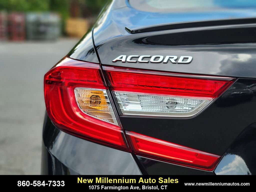 Used 2022 Honda Accord Sport image 9