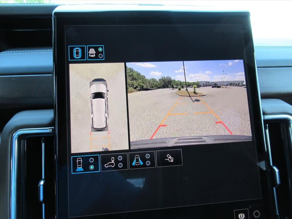 New 2026 GMC Yukon XL Denali Ultimate AWD/4WD image 33