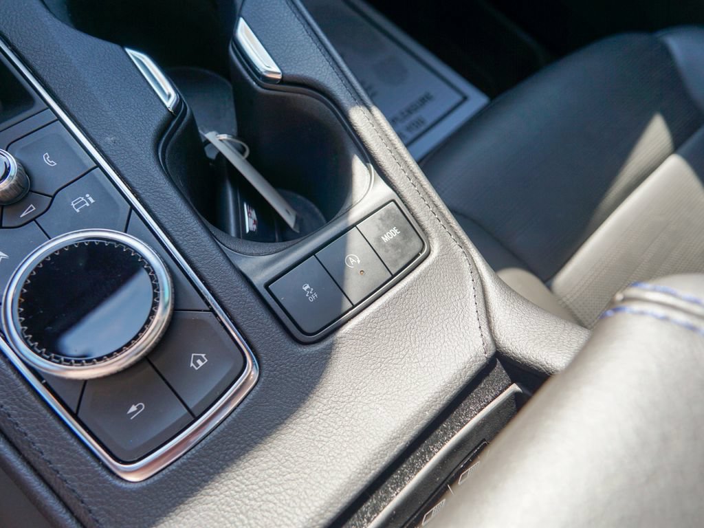 Used 2024 Cadillac XT4 Sport FWD image 28