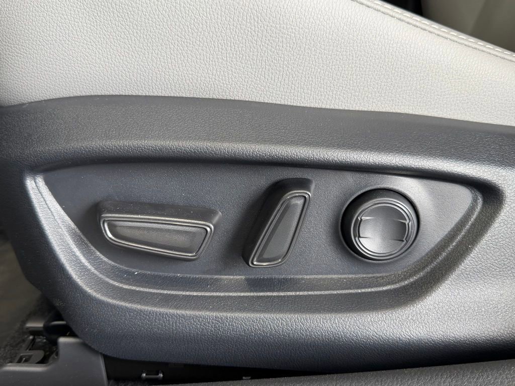 Certified 2026 Toyota Camry SE w/ Convenience Package FWD image 22