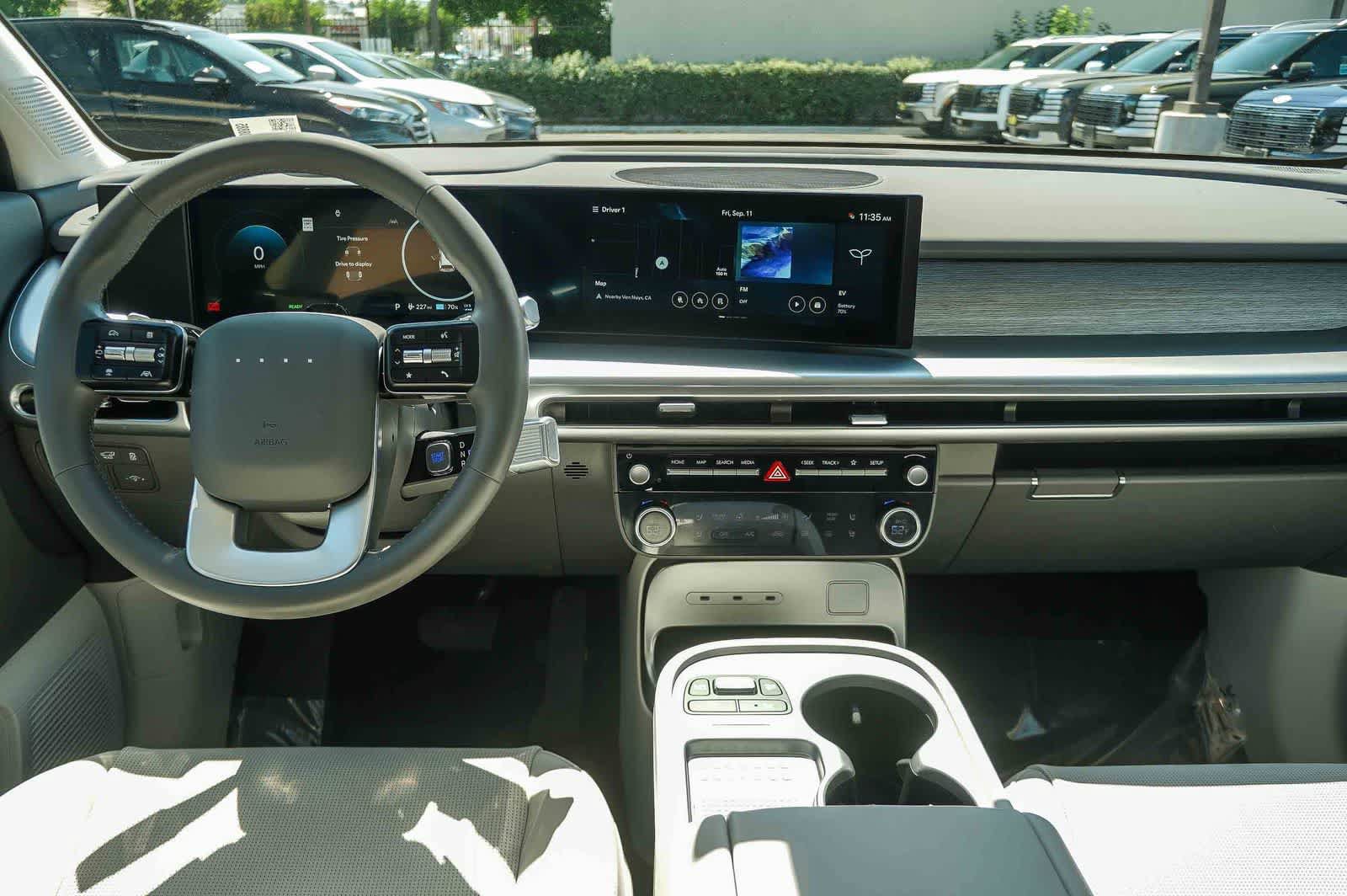 Certified 2026 Hyundai Ioniq 9 SEL AWD/4WD image 14