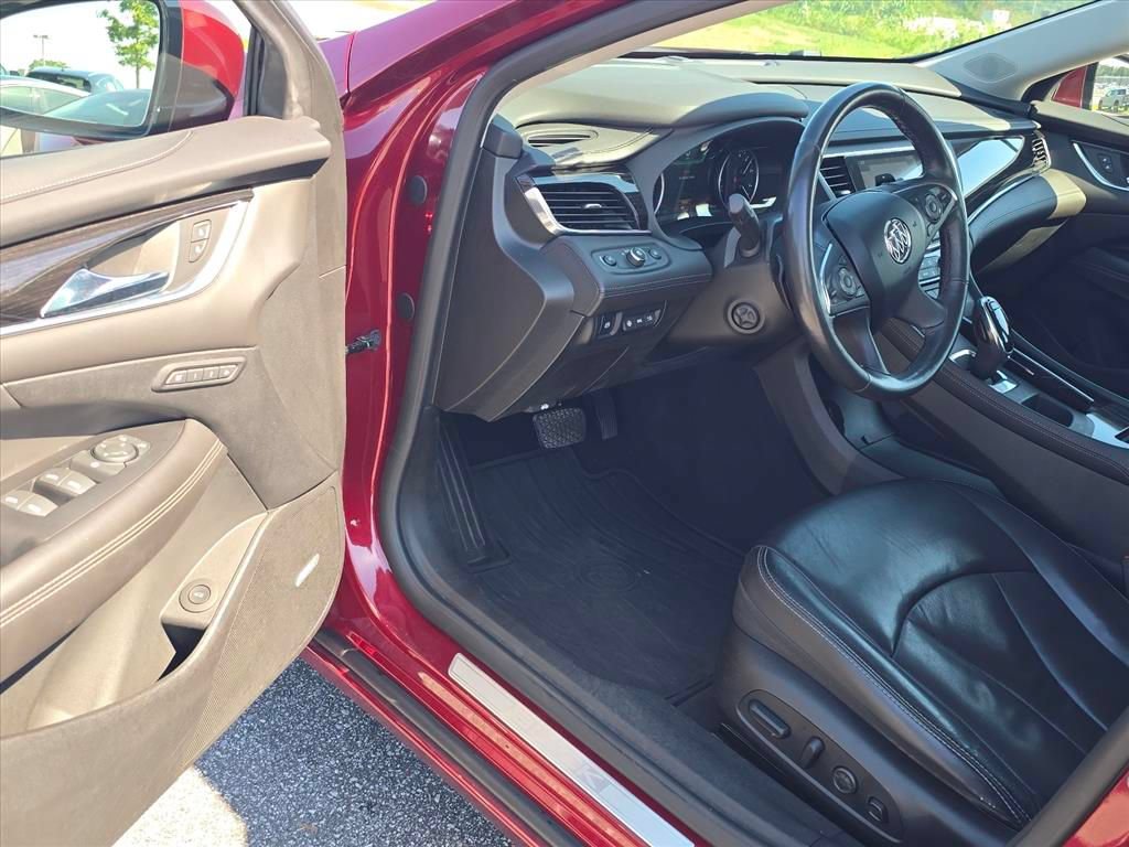 Used 2017 Buick LaCrosse Premium w/ Driver Confidence Package #2 FWD image 9