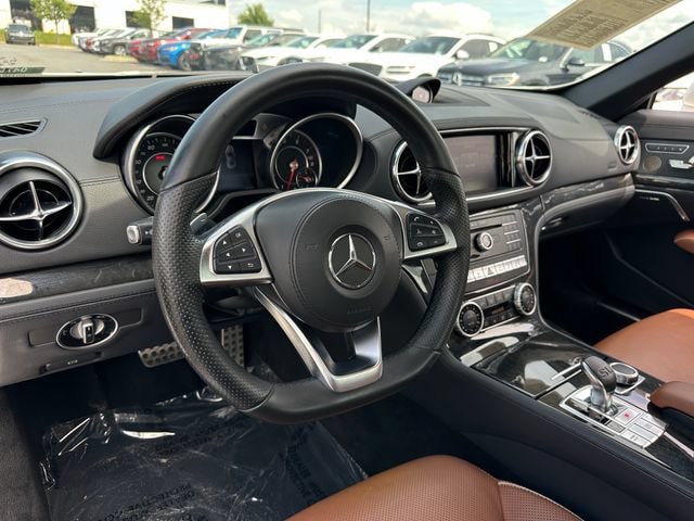 Used 2017 Mercedes-Benz SL 550 image 17