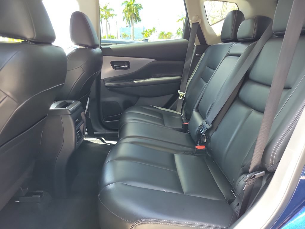 Certified 2023 Nissan Murano SV FWD image 9