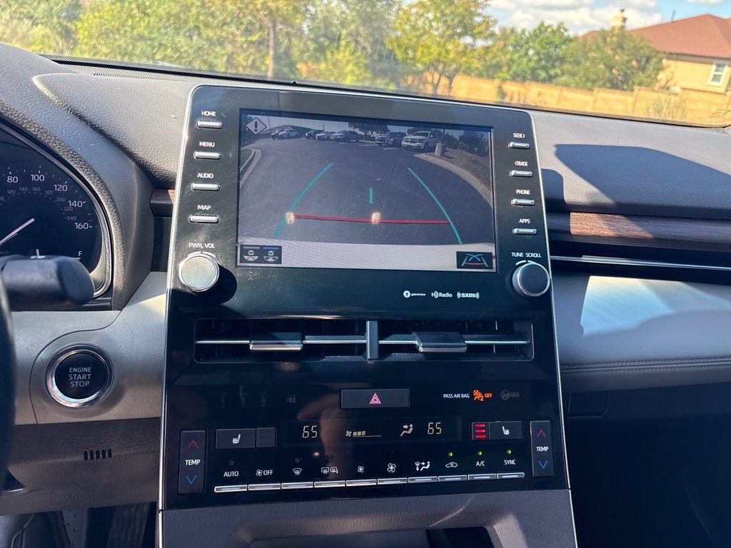 Used 2020 Toyota Avalon XLE FWD image 14