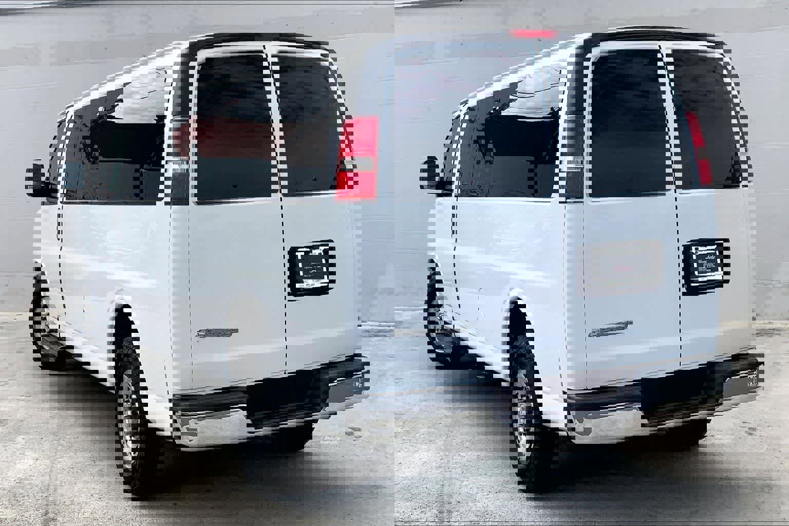 Used 2019 Chevrolet Express 3500 LT w/ LT Preferred Equipment Group image 5