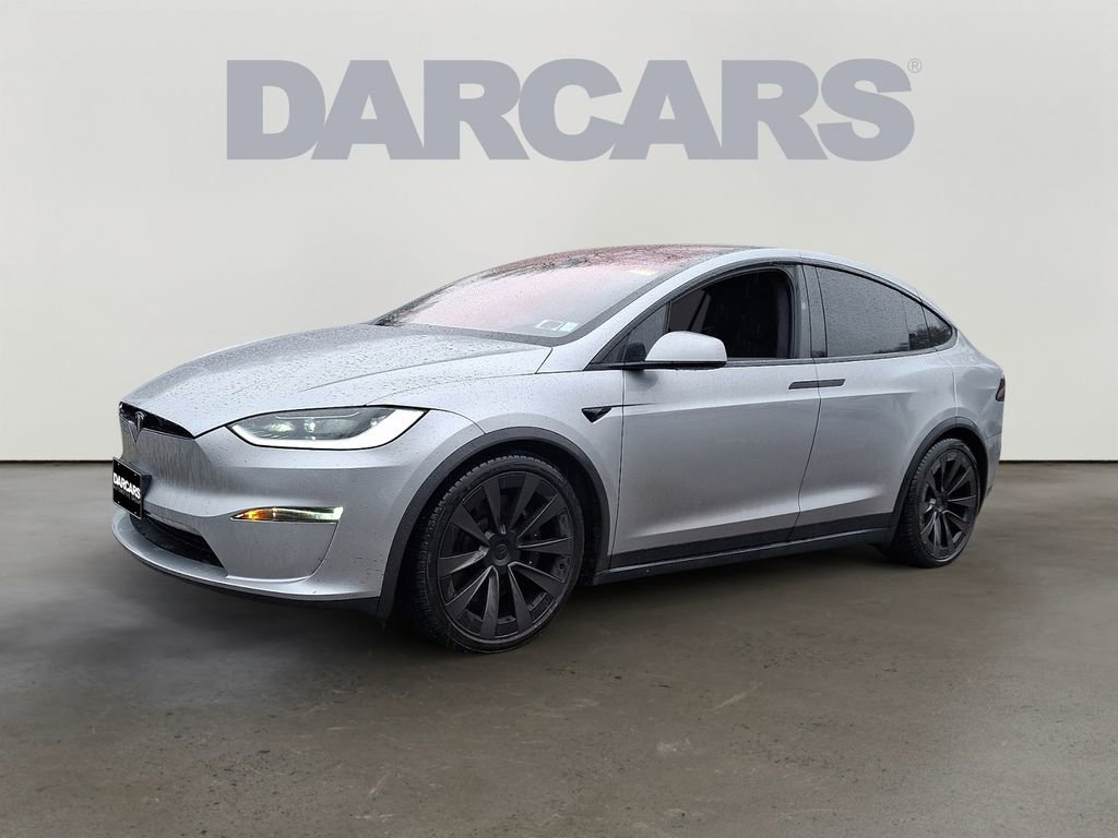 Used 2024 Tesla Model X image 2