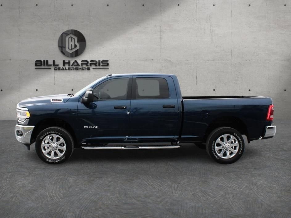 Used 2023 RAM 3500 Big Horn w/ Level B Equipment Group AWD/4WD image 4