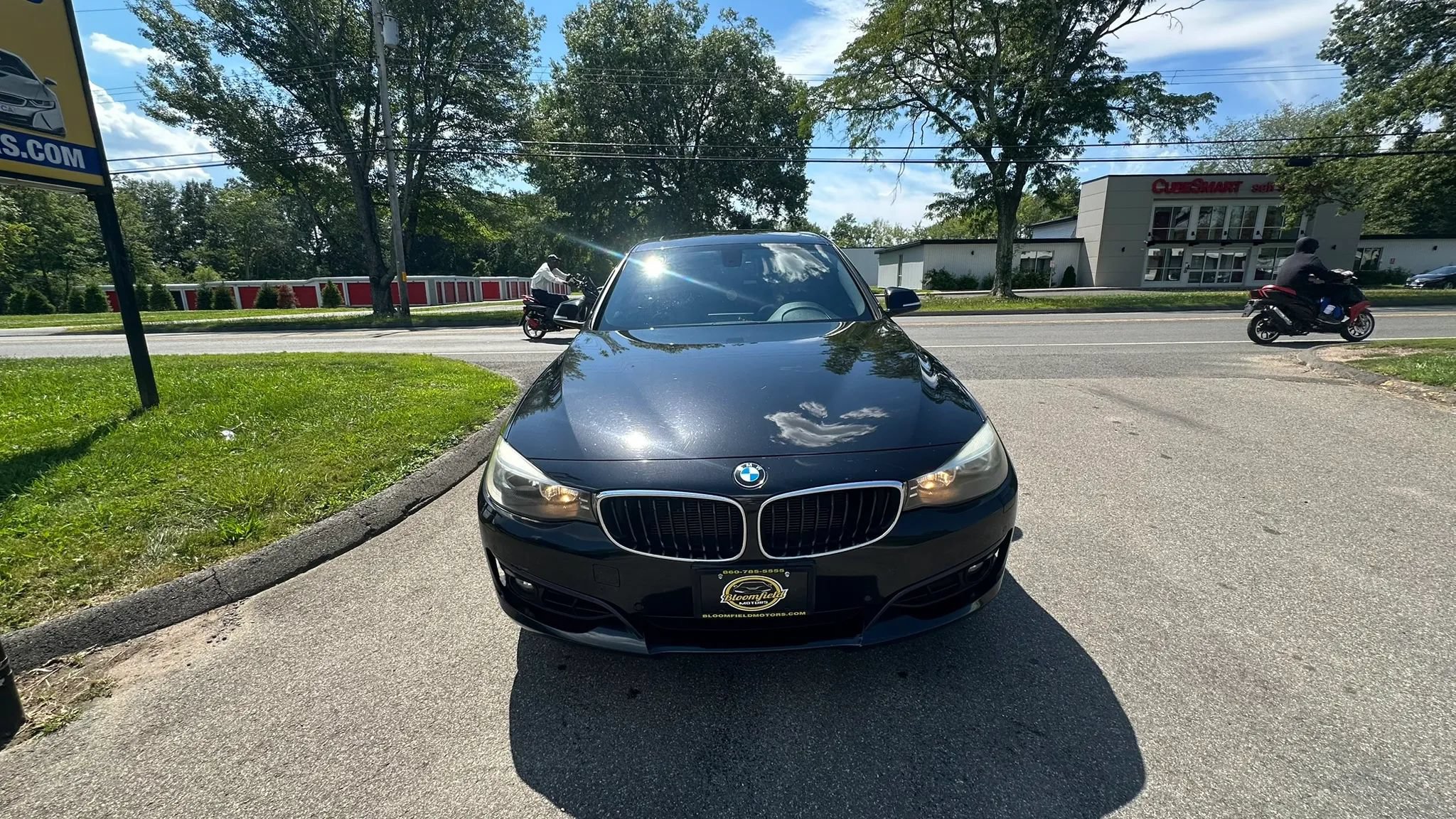 Used 2016 BMW 328i Gran Turismo xDrive AWD/4WD image 2