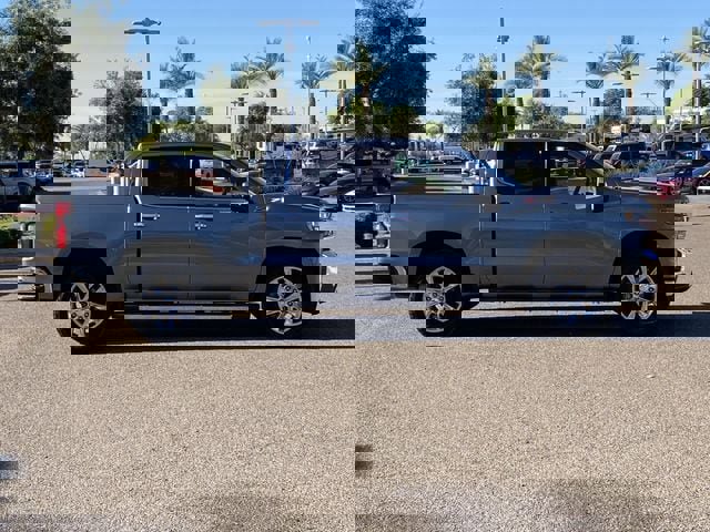 Used 2020 Chevrolet Silverado 1500 LTZ w/ LTZ Premium Package image 7