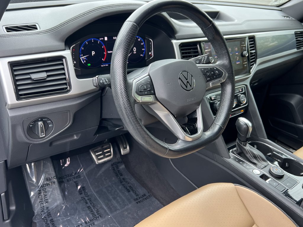 Used 2021 Volkswagen Atlas Cross Sport SEL R-Line AWD/4WD image 22