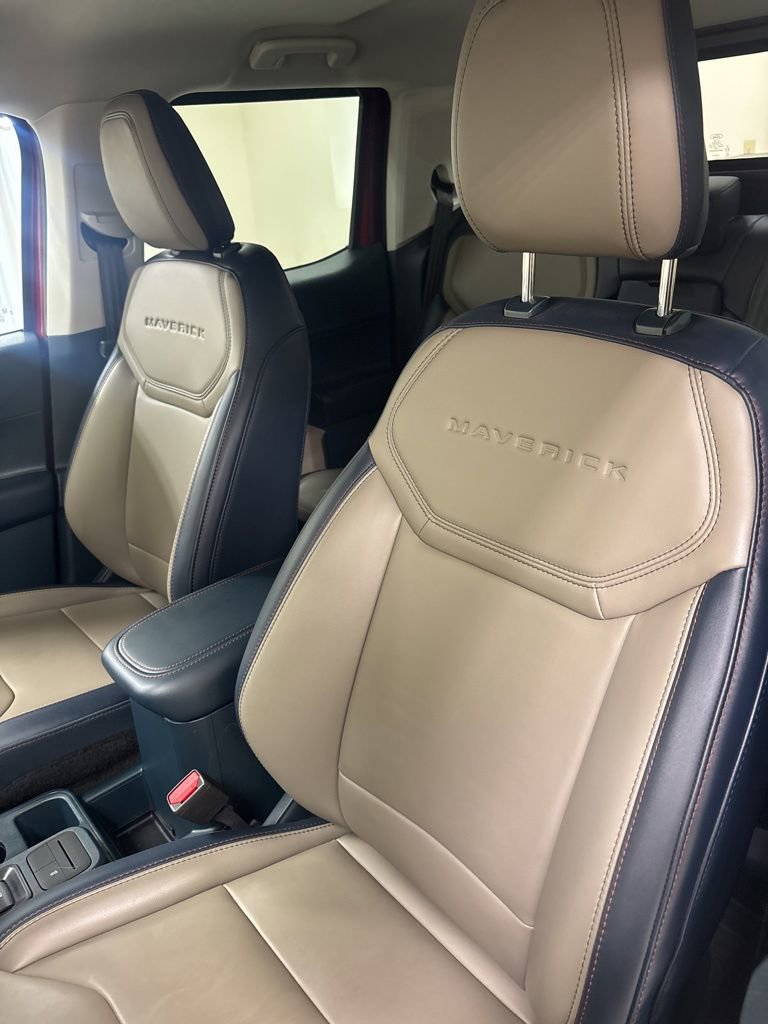 Used 2025 Ford Maverick Lariat AWD/4WD image 16