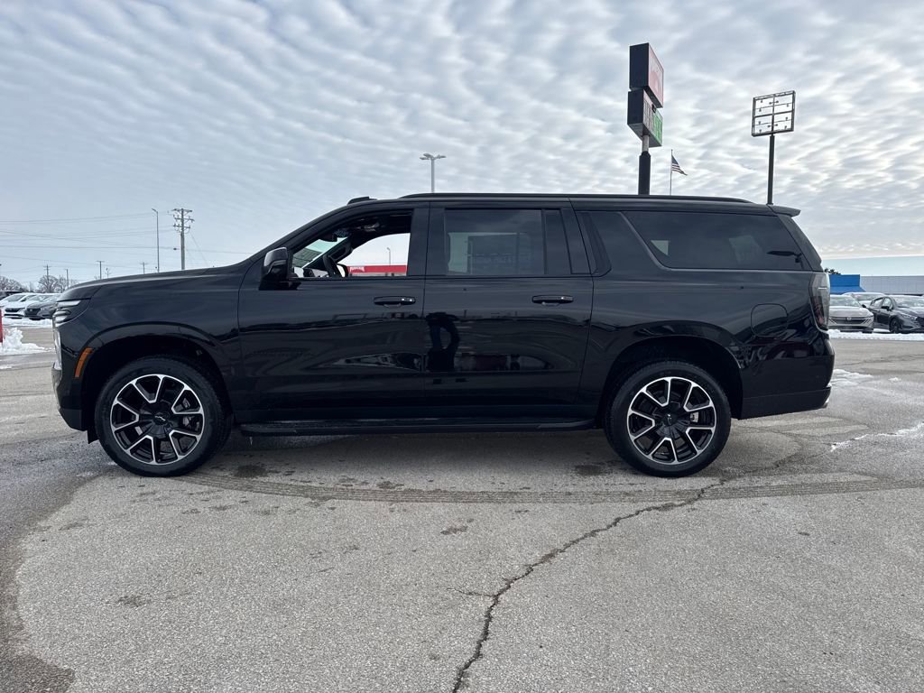 New 2026 Chevrolet Suburban RST w/ Comfort Package image 3