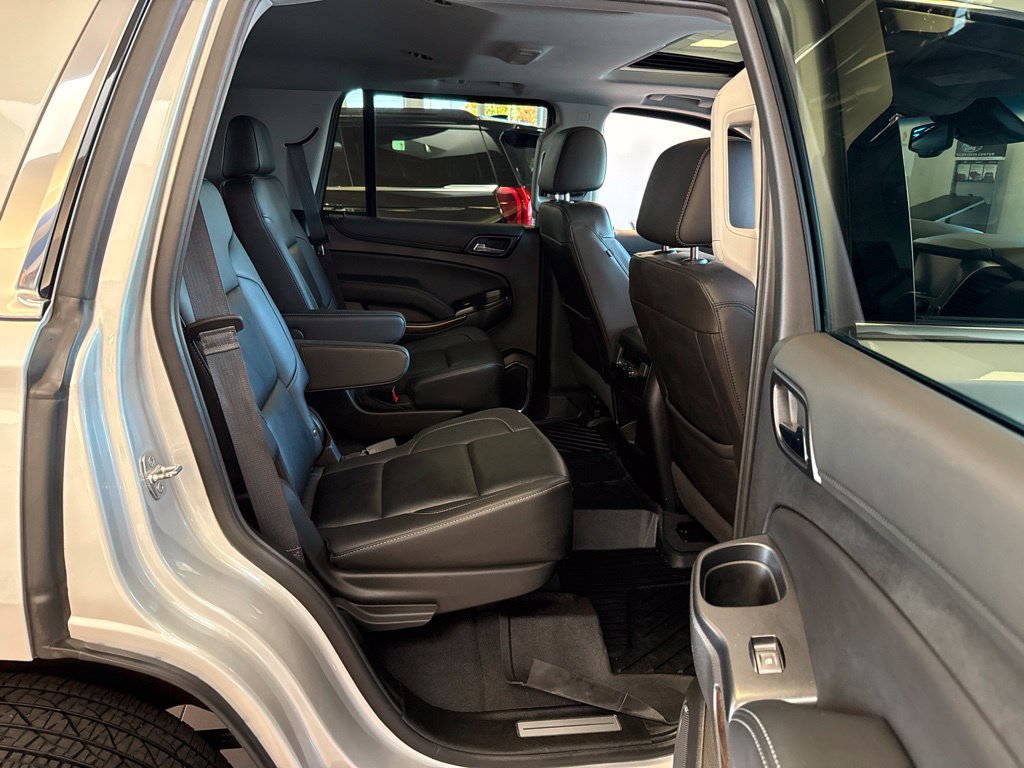 Used 2019 Chevrolet Tahoe LT w/ Luxury Package AWD/4WD image 28
