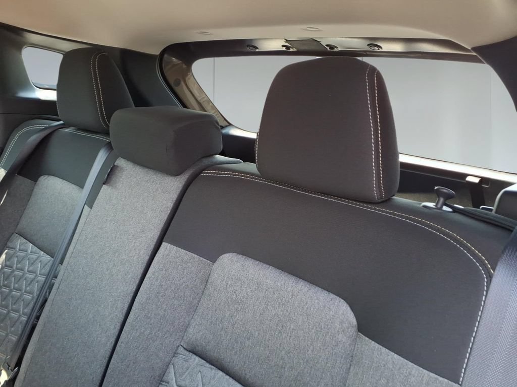 New 2026 Nissan Kicks SV FWD image 11