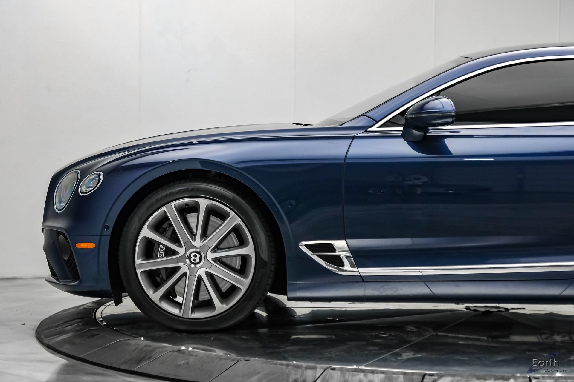 Used 2020 Bentley Continental GT V8 First Edition AWD/4WD image 8