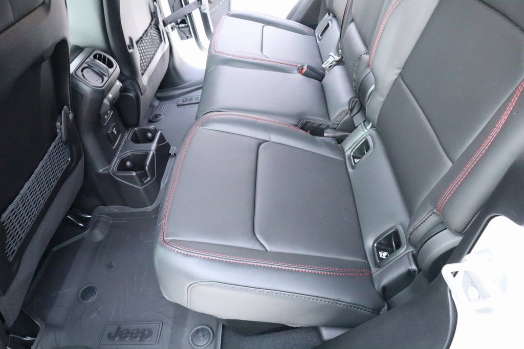 New 2026 Jeep Gladiator Rubicon AWD/4WD image 13