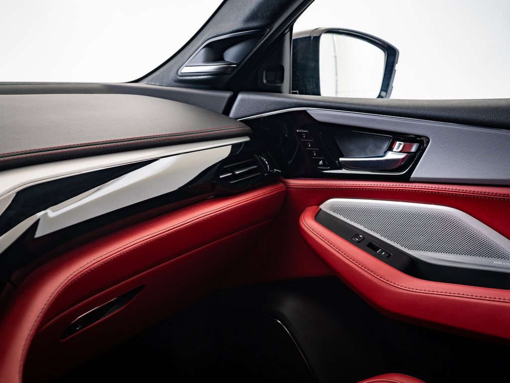 Used 2025 Acura MDX A-Spec image 35