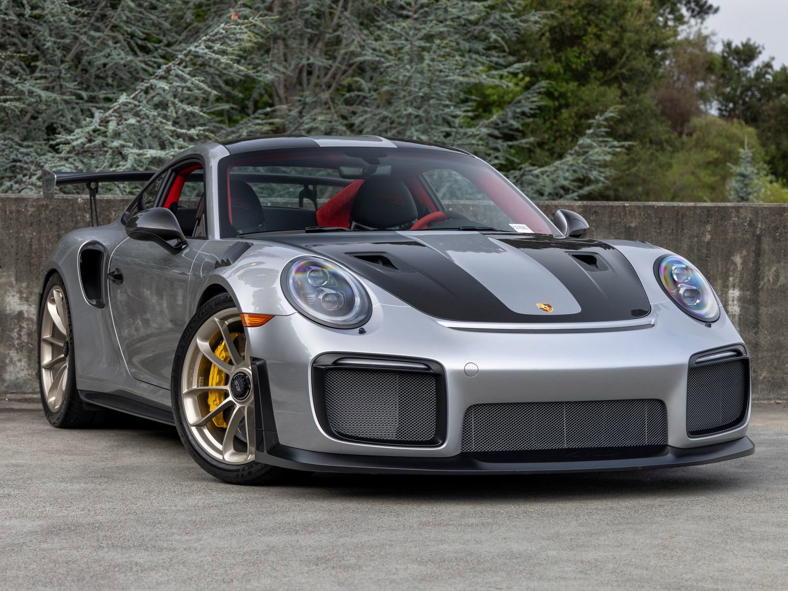 Certified 2018 Porsche 911 GT2 RS RWD image 6