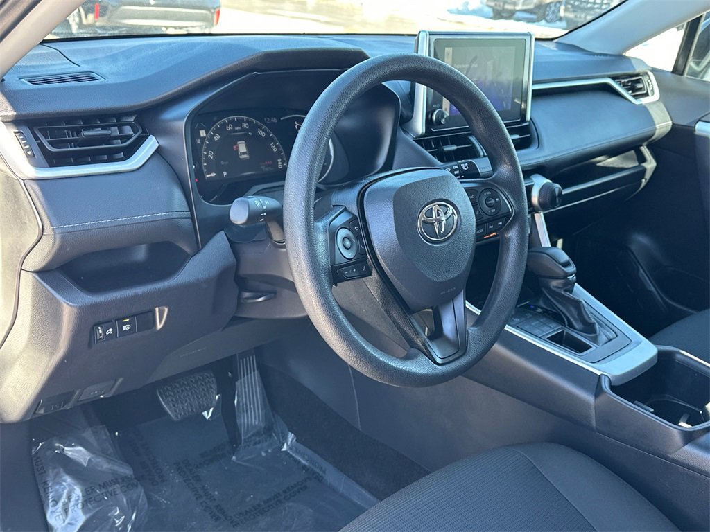 Used 2025 Toyota RAV4 LE image 16