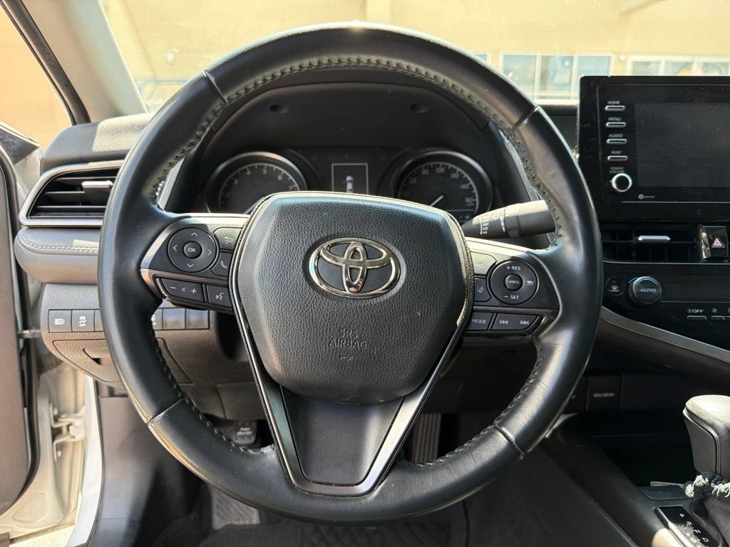 Used 2023 Toyota Camry SE FWD image 15