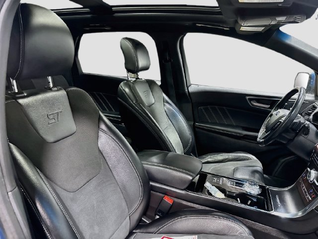Used 2019 Ford Edge ST w/ Equipment Group 401A AWD/4WD image 25