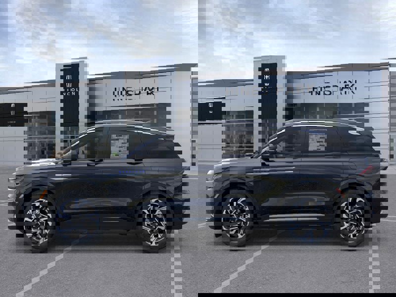 New 2026 Lincoln Nautilus Premier w/ Equipment Group 102A image 3