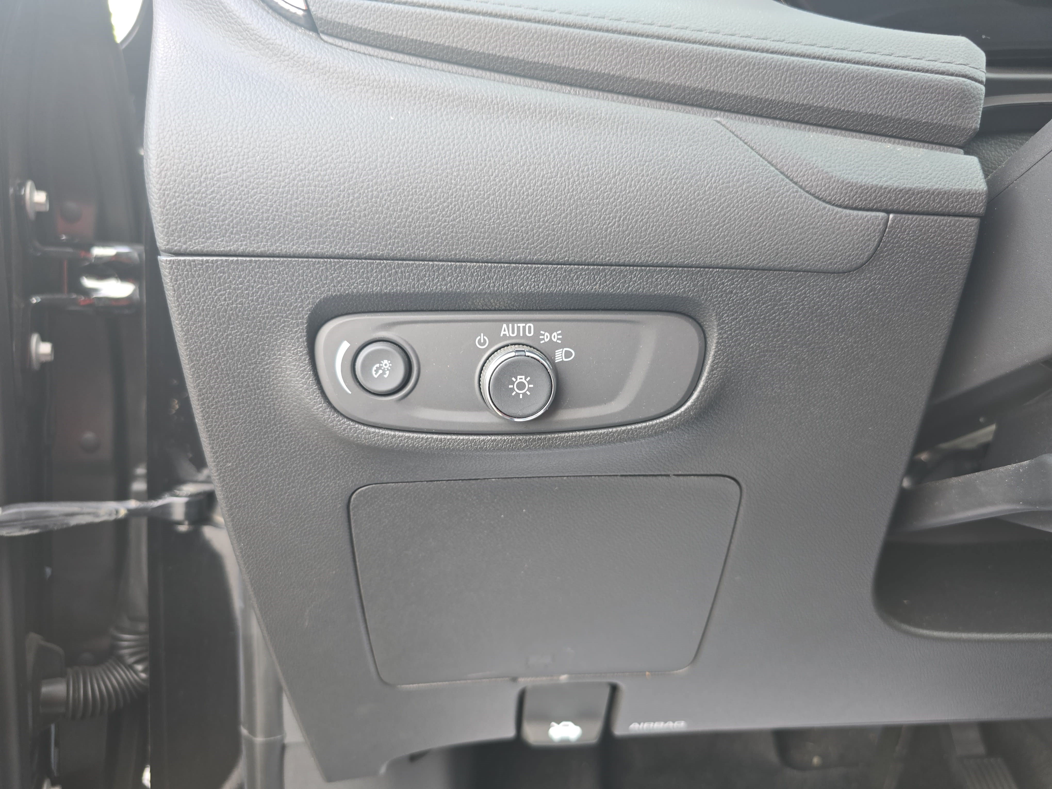 Used 2024 Buick Encore GX Sport Touring w/ Experience Buick Package AWD/4WD image 26