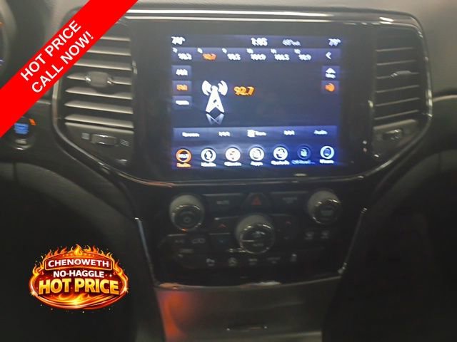 Used 2019 Jeep Grand Cherokee Altitude image 12