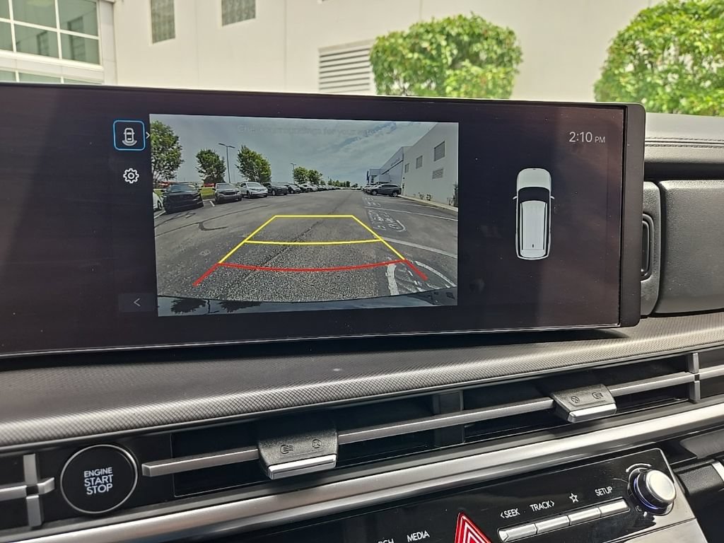 Certified 2025 Hyundai Santa Fe SE FWD image 42