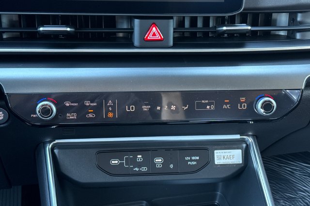 New 2027 Kia Carnival EX FWD image 25
