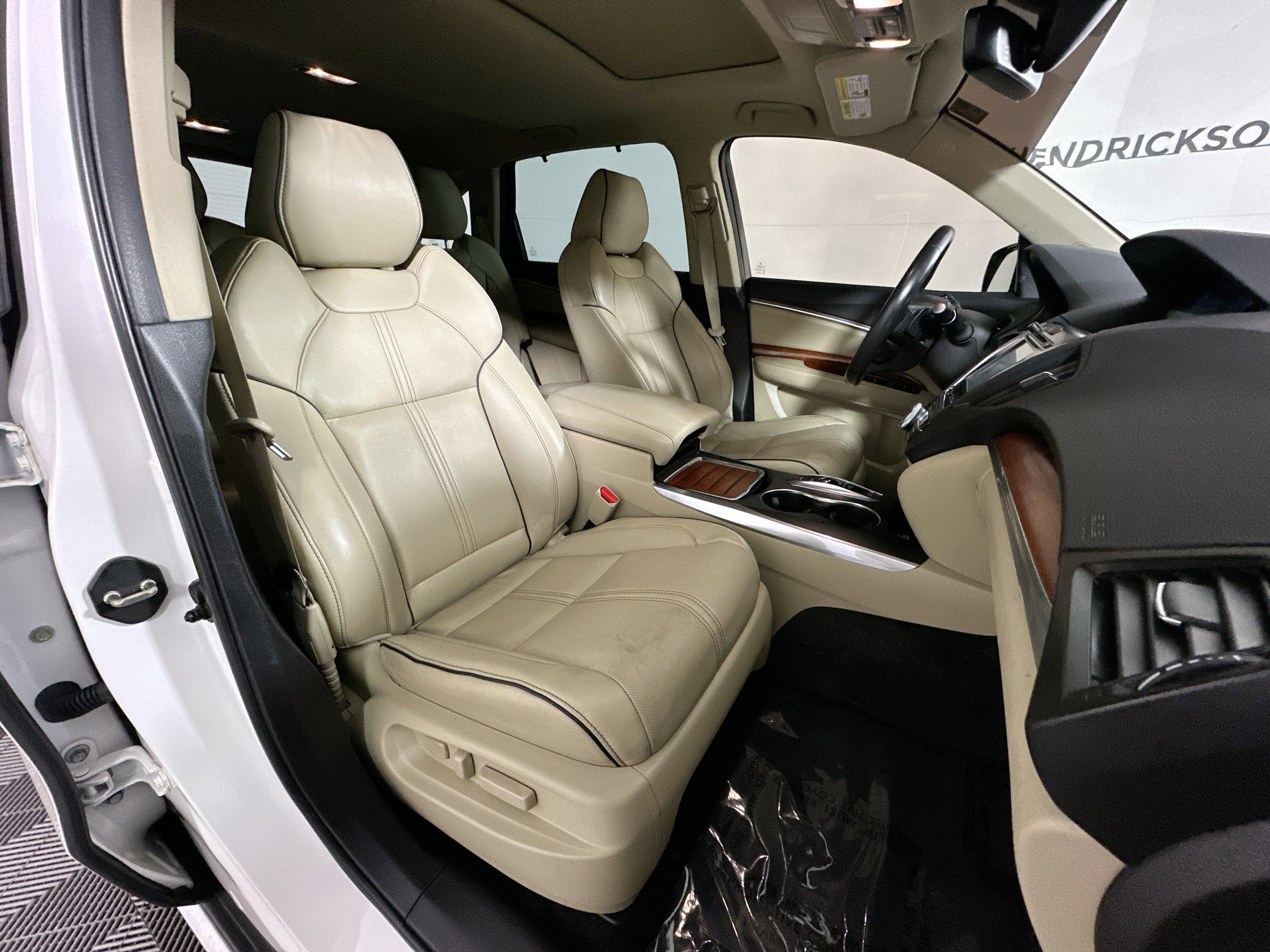 Used 2018 Acura MDX FWD w/ Advance Package image 28