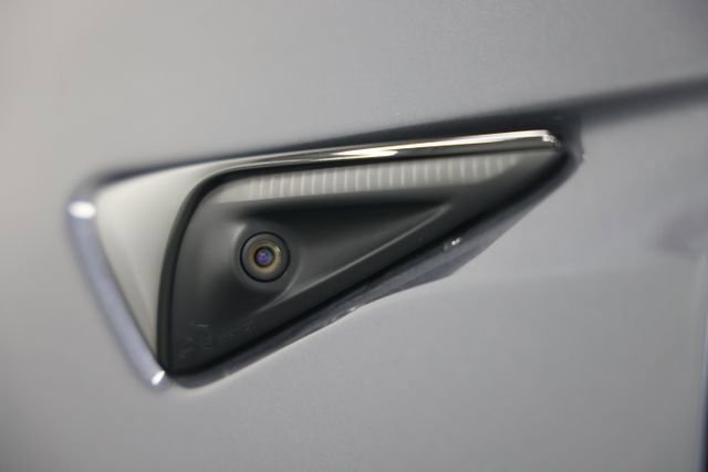 Used 2022 Tesla Model X AWD/4WD image 14