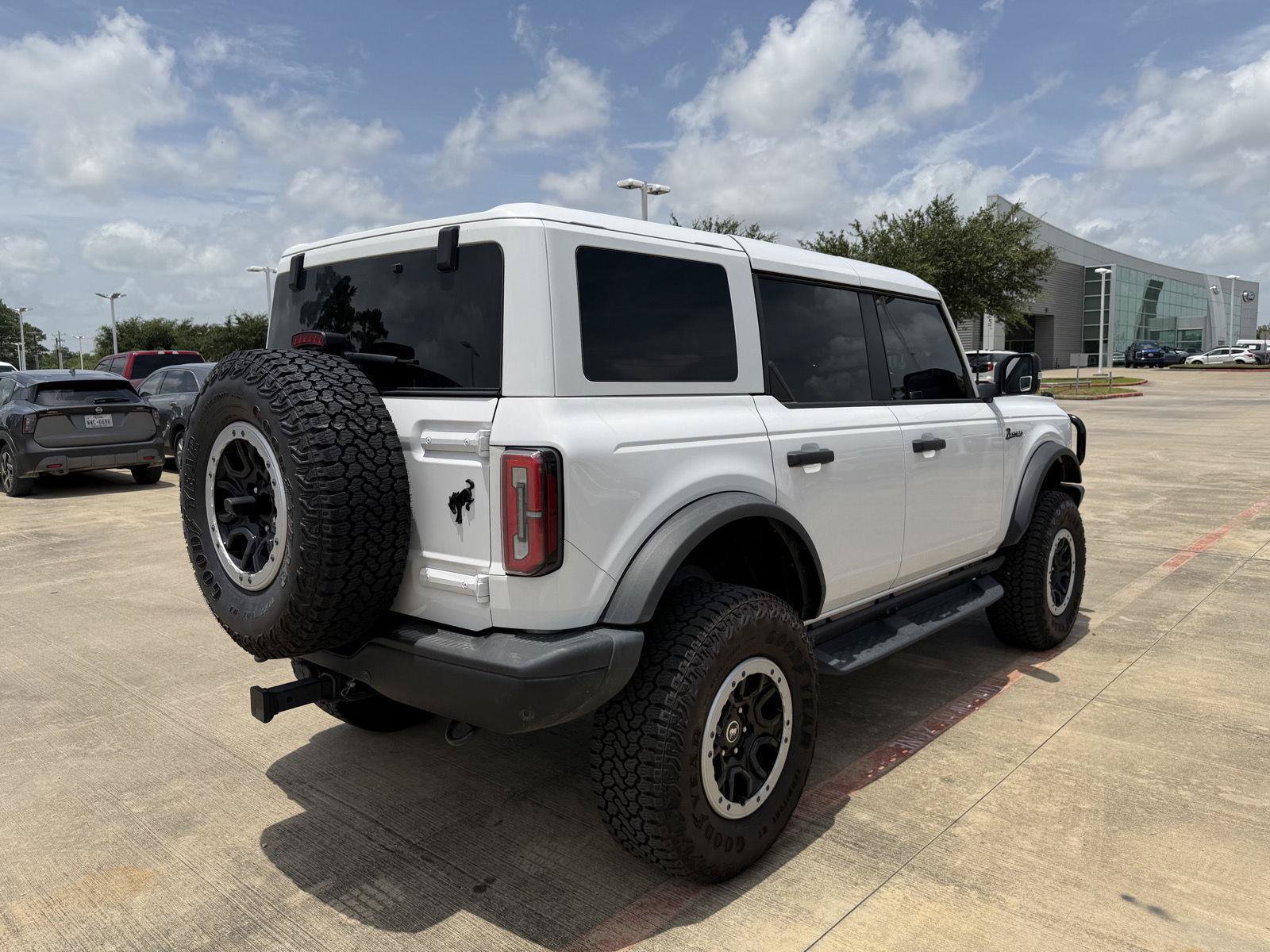 Certified 2025 Ford Bronco Badlands AWD/4WD image 5