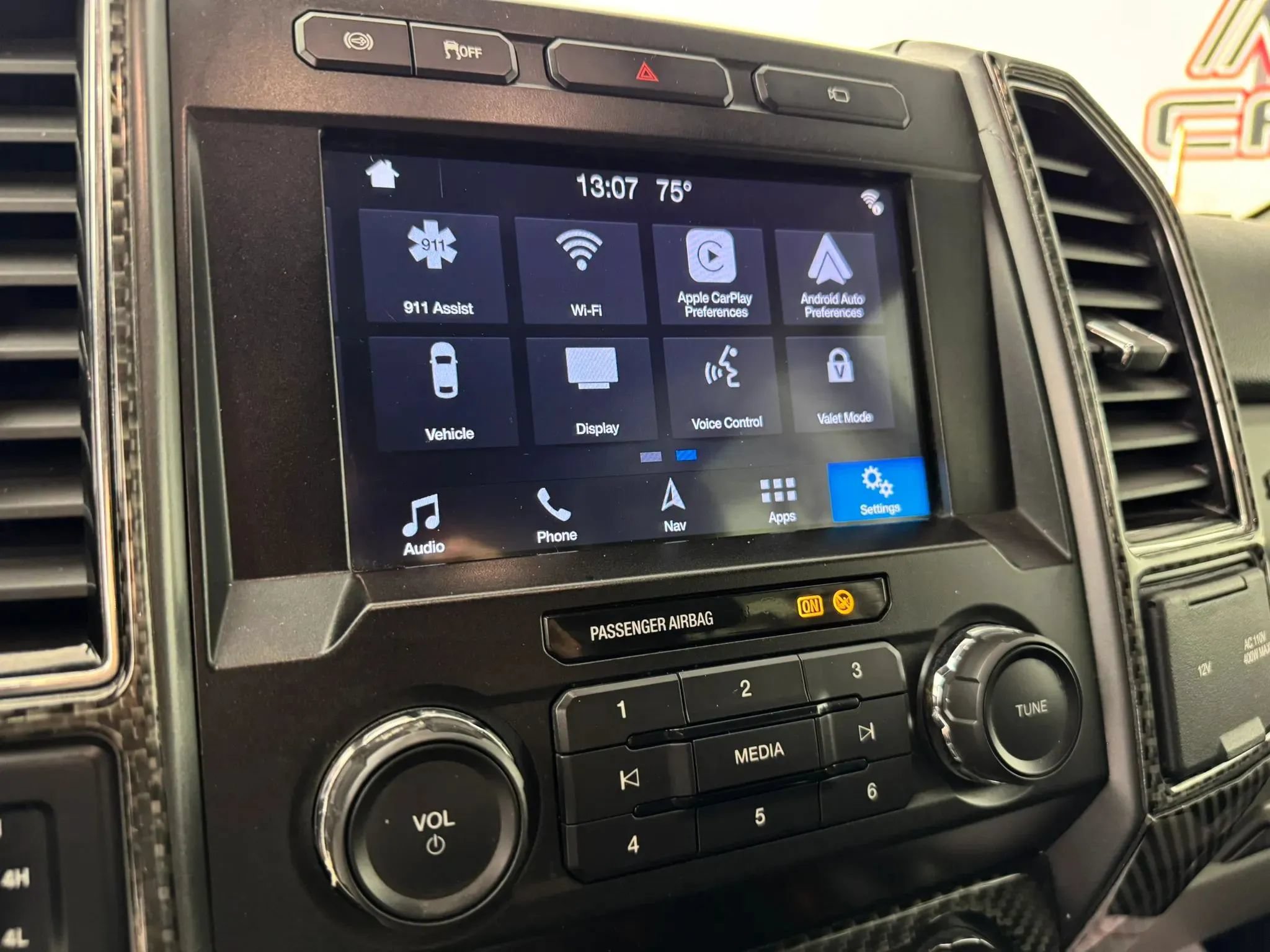 Used 2019 Ford F250 XLT w/ XLT Value Package AWD/4WD image 20