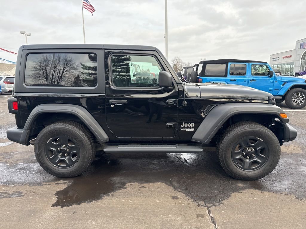 Used 2019 Jeep Wrangler Sport image 2