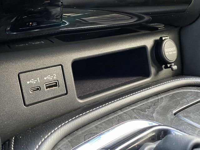 Used 2021 INFINITI QX80 Luxe image 36