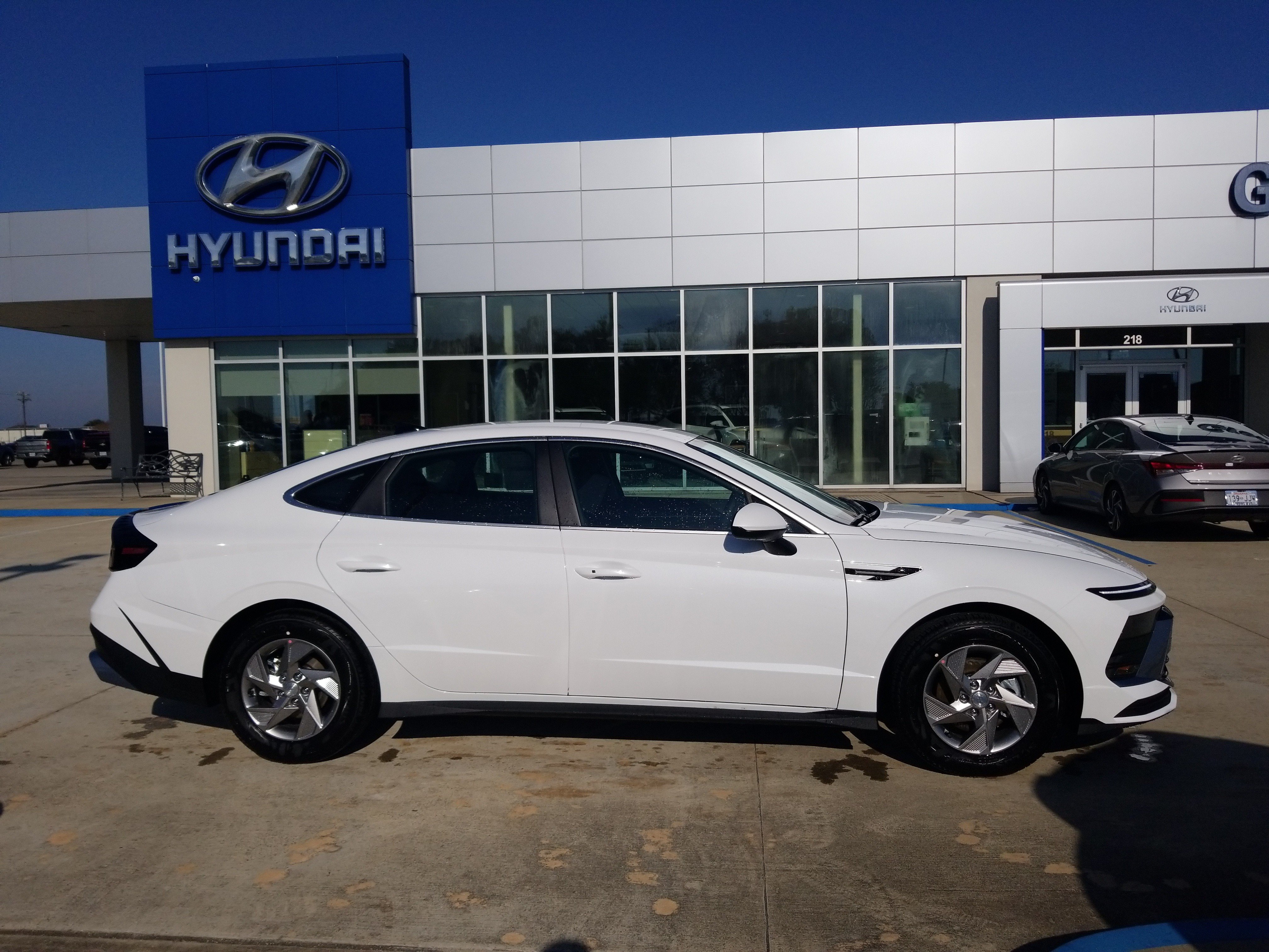 New 2026 Hyundai Sonata SE FWD image 8